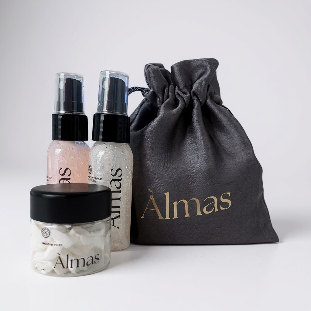 La Mini Pochette Escapade – Trio Rituel de Soin & Parfum